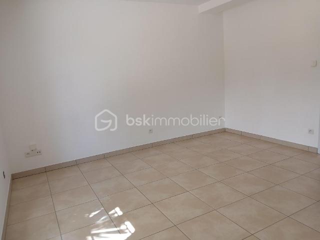 Appartement vente à Melun, Vaux-le-pénil