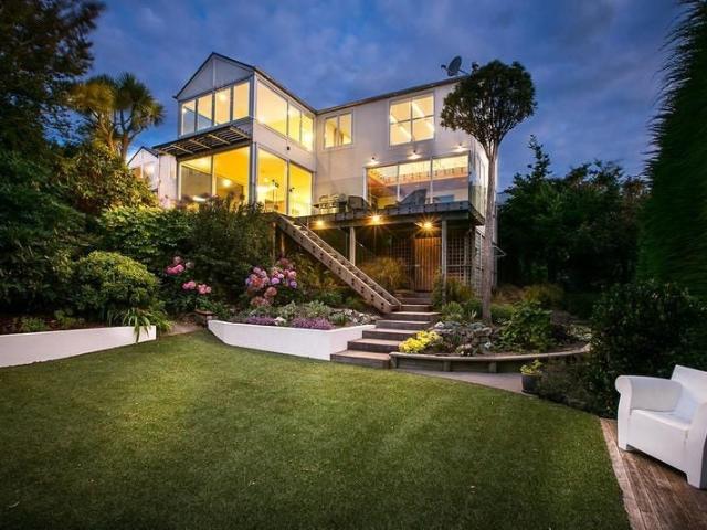 House for rent in Otakou