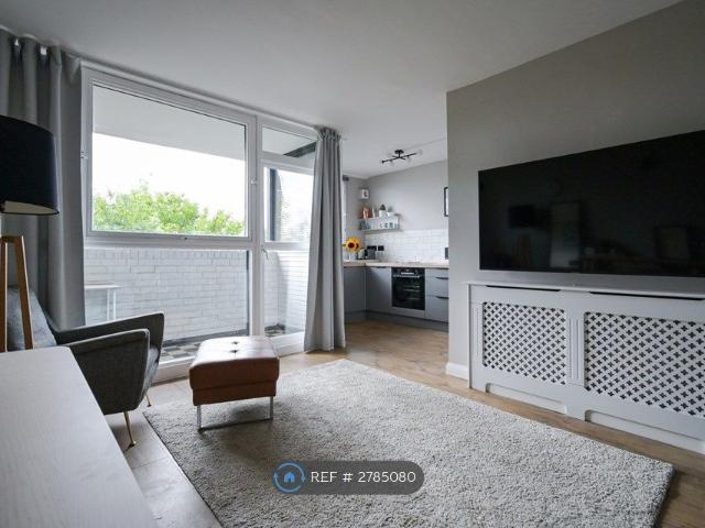 Studio for rent in City of Westminster, Greater London