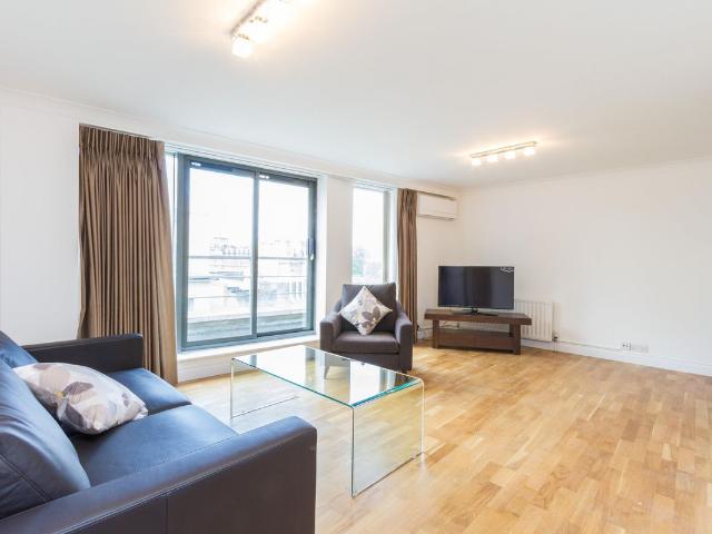 Apartment for rent in Victoria, Greater London