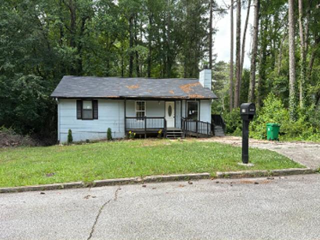 House for sale in Redan, Georgia
