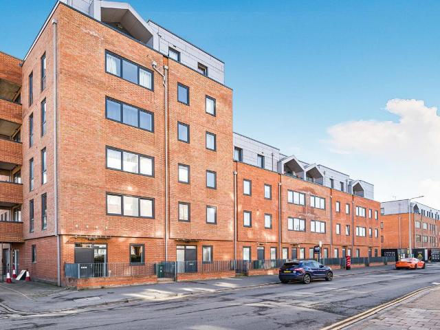 Apartment for rent in Brooklands, Monks Orchard