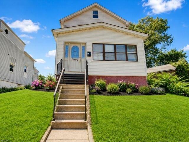 House for sale in Union, Union County