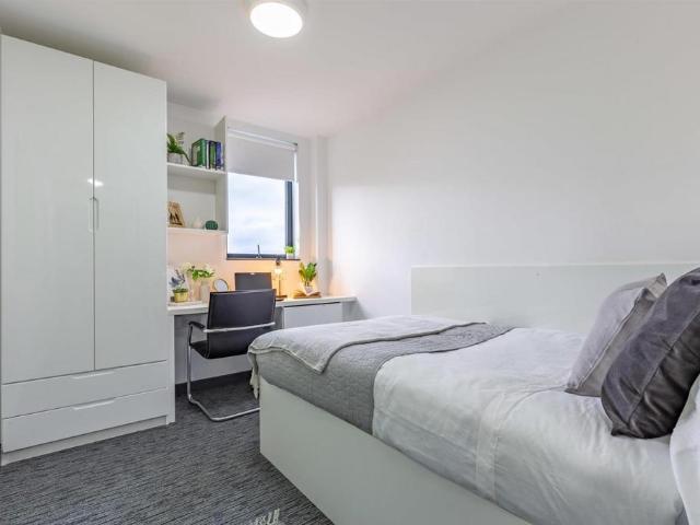 Apartment for rent in Calderstones