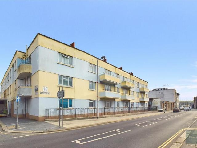 Apartment for rent in Barbican, Mount Wise