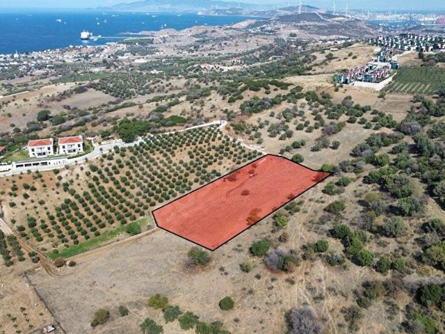 Foça, İzmir içerisinde satılık Arsa