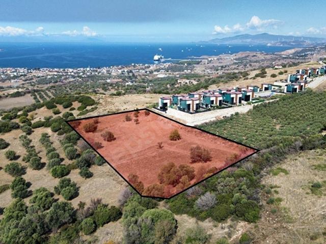 Foça, İzmir içerisinde satılık Arsa