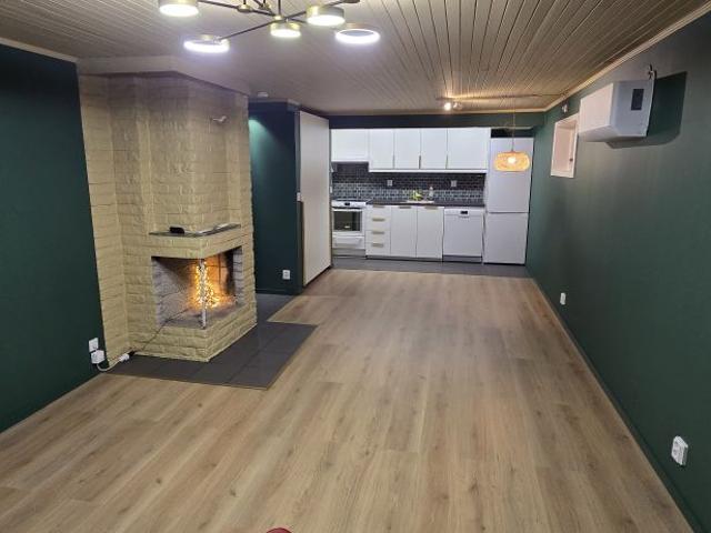 Hus hyra i Hålta, Västra Götalands län