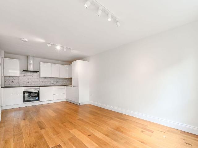 House for rent in Holloway, Greater London