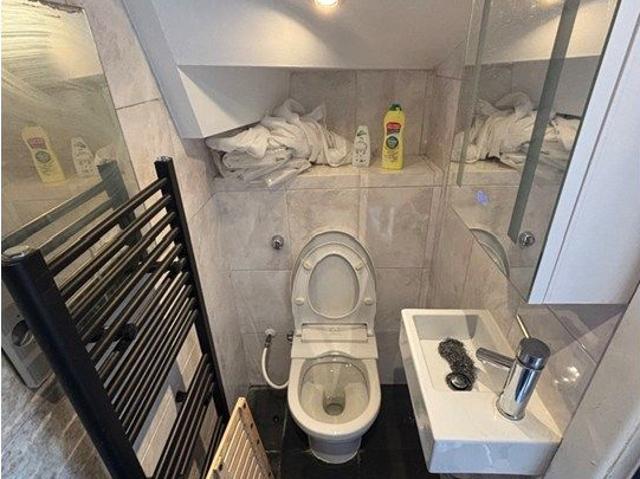 Studio for rent in London Borough of Merton, Mitcham