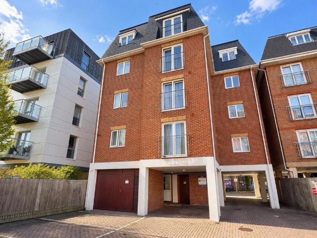 Apartment for rent in Cosham, Portsmouth