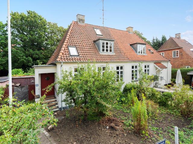 Villa til salg i Frederiksberg C, Brøndby