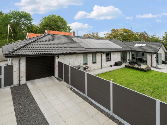 Villa til salg i Jerismose, Greve Strand