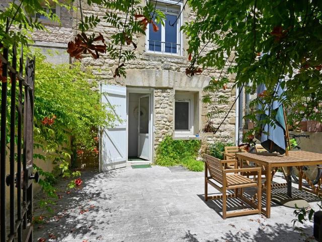 Maison vente à Avignon, Vedène