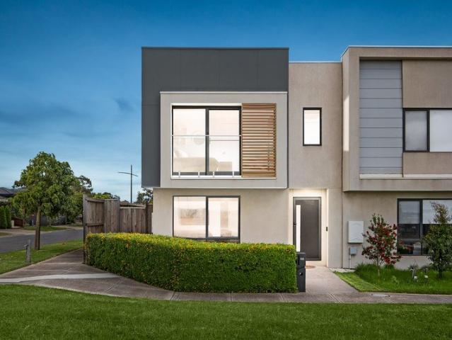 House for sale in Amber Wollert, Melbourne