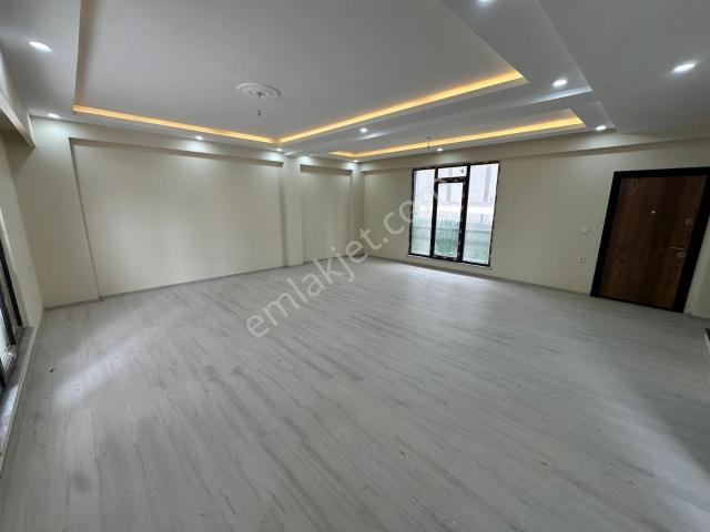 Sultangazi, İstanbul içerisinde kiralık Villa