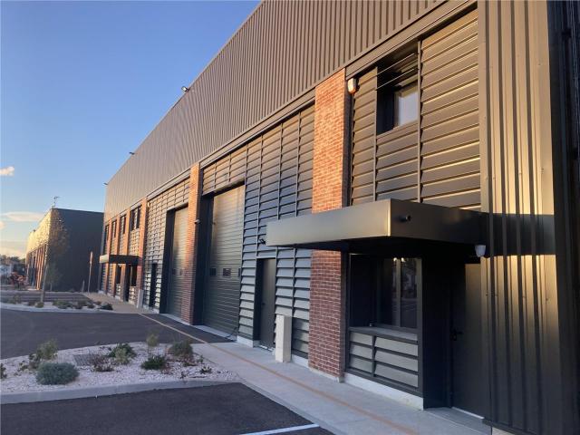 Local Commercial vente à Arrondissement de Toulon, Signes