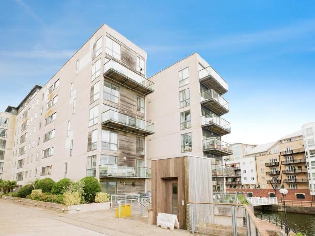 Apartment for rent in Cardiff International Sports Village, Cardiff