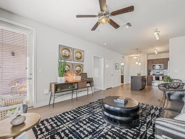 Apartment for rent in North Hollywood Neighborhood Council District, Canoga Park