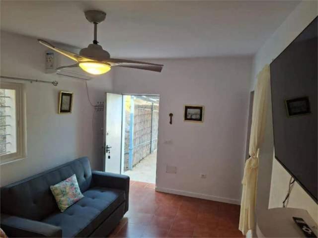 Apartamento en alquiler en Cajiz, La Axarquía