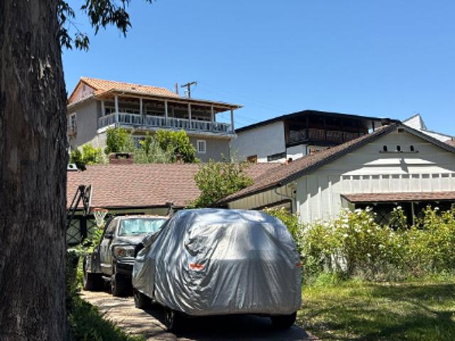 House for sale in Woodland Hills-Warner Center Neighborhood Council District, Canoga Park