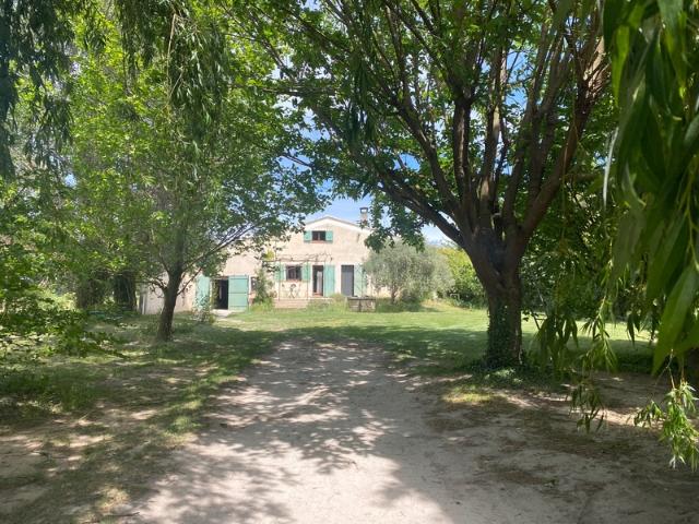 Maison vente à Avignon, Velleron