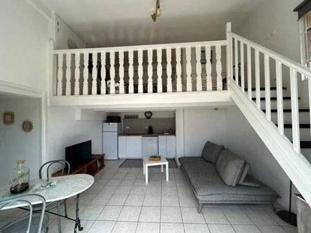 Studio location à Nyons, Plaisians