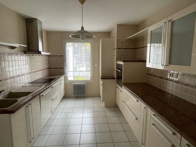 Appartement vente à Saint-Amand-Montrond, Saint-amand-montrond