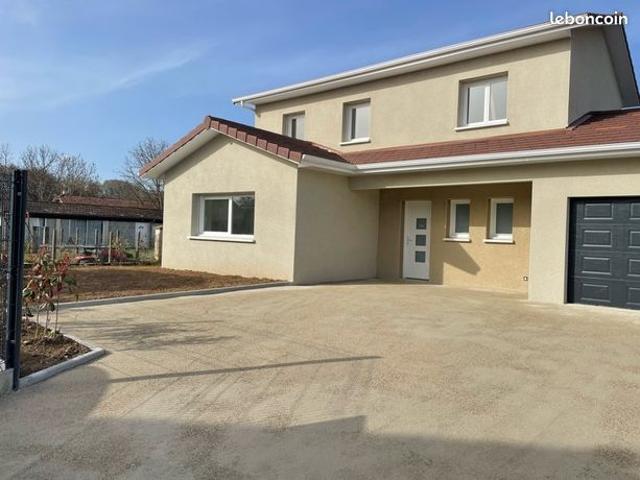 Maison vente à Montargis, Courtenay