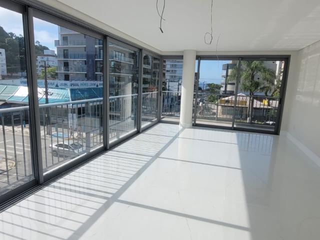 Apartamento venda em Matinhos, Paraná