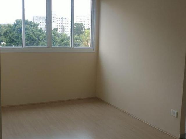 Apartamento venda em Chácaras Alvorada, Maringá