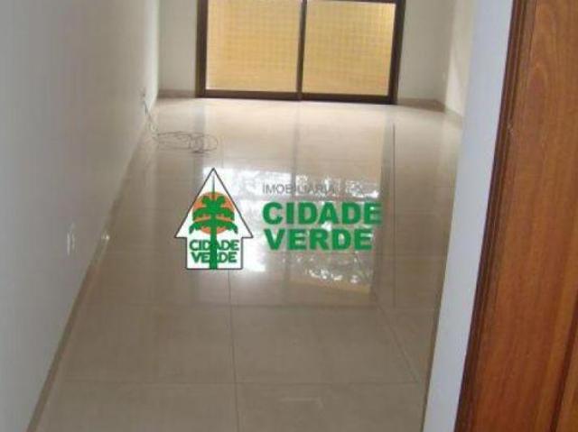 Apartamento venda em Região Geográfica Imediata de Maringá, Maringá