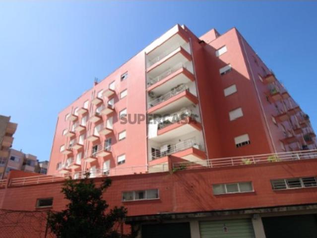 Casa venda em Lamaçães, Braga