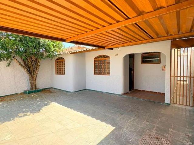 Casa venda em Região Geográfica Imediata do Distrito Federal, Região Integrada de Desenvolvimento do Distrito Federal e Entorno