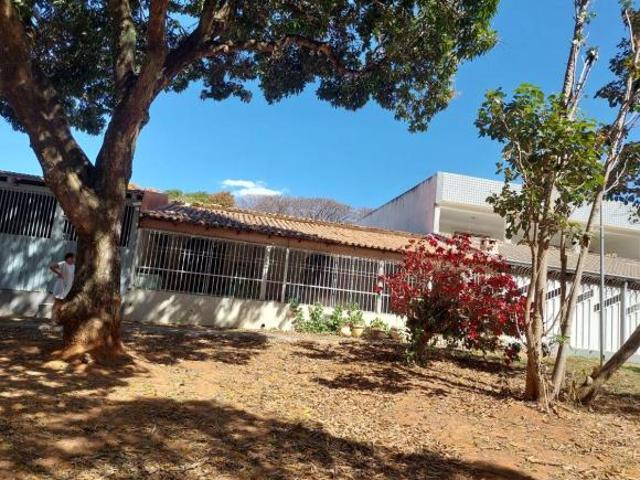 Casa venda em Região Geográfica Imediata do Distrito Federal, Região Integrada de Desenvolvimento do Distrito Federal e Entorno