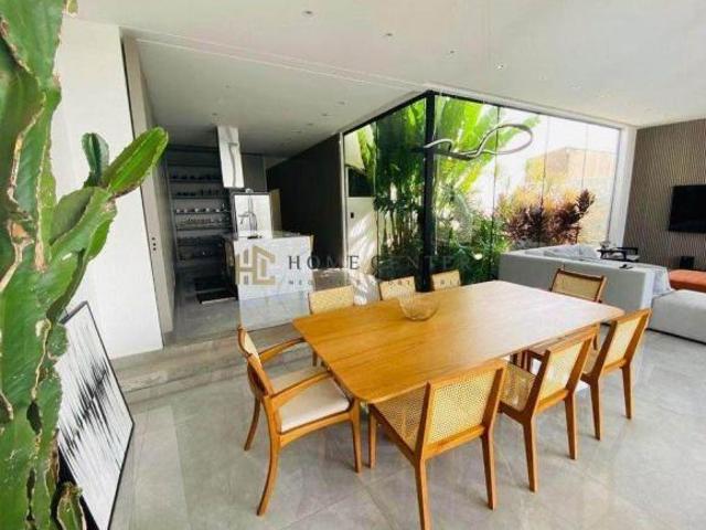 Casa venda em Região Geográfica Imediata de Maringá, Maringá