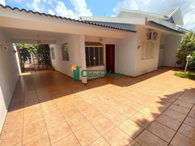 Casa venda em Região Geográfica Imediata de Maringá, Maringá