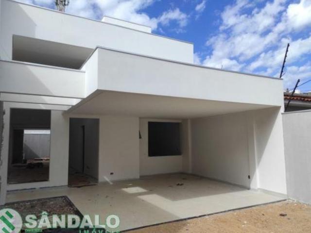 Casa venda em Região Geográfica Imediata de Maringá, Maringá