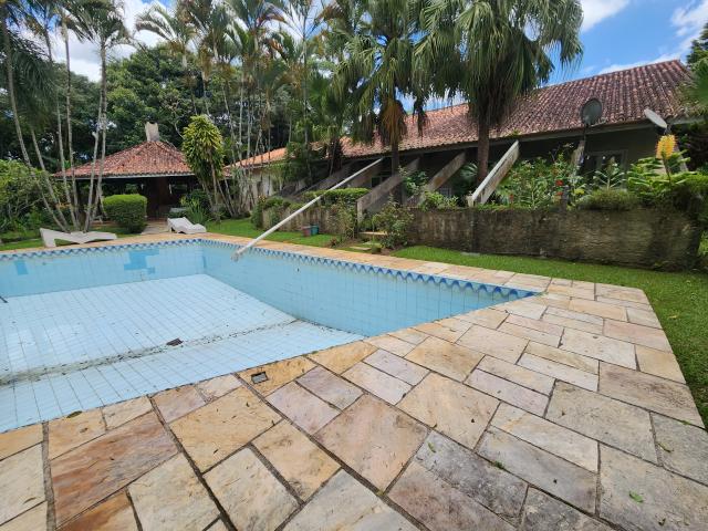 Casa venda em Santana de Parnaíba