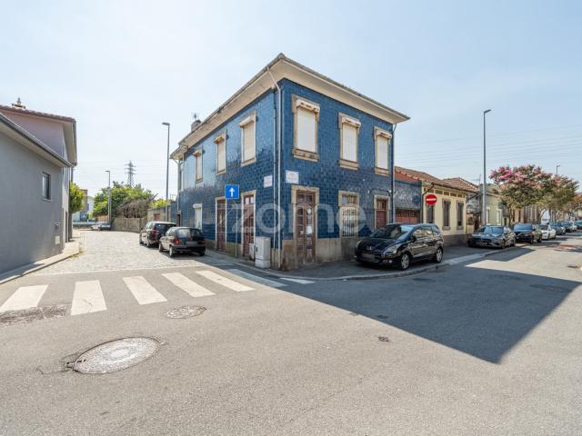 Casa venda em Avilhó, Porto