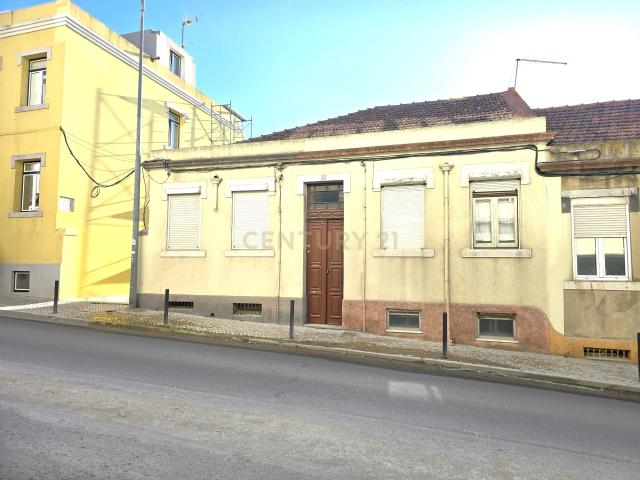 Prédio venda em Cova da Piedade, Almada