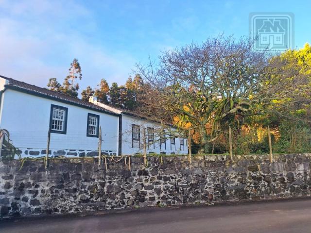Casa venda em Açores, Feteira