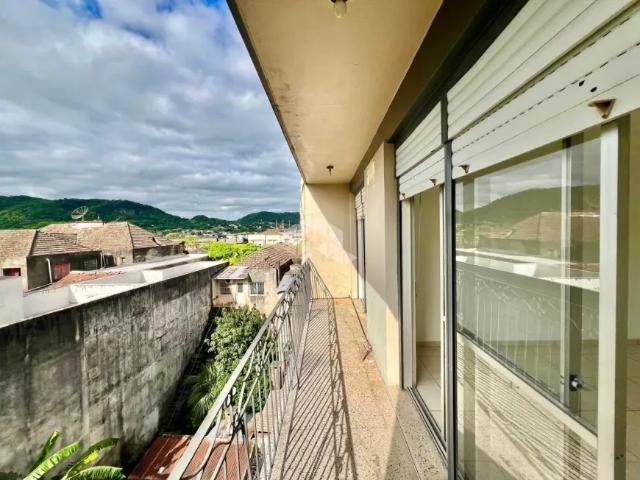 Apartamento venda em Região Geográfica Imediata de Santa Maria, Santa Maria