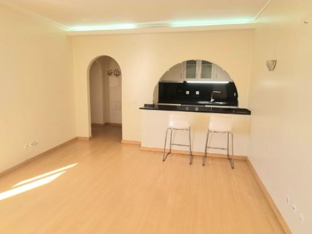 Apartamento venda em Almada, Setúbal