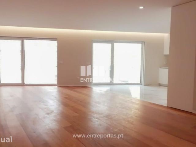 Apartamento venda em A Ver-o-mar, Porto