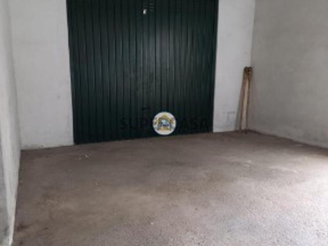 Garagem venda em Lousã, Coimbra
