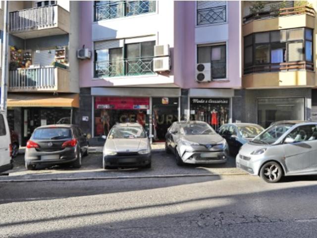 Armazém venda em Vale de Carenque, Sintra