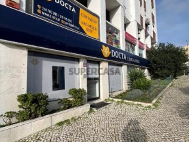 Armazém venda em Pontinha e Famões, Odivelas