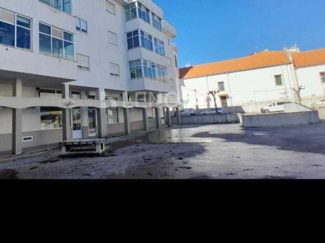 Loja venda em Oliveira Do Bairro, Aveiro