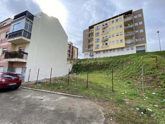 Terreno venda em Santiago Dos Velhos, Lisboa